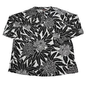 CEO Shirt Womens S Black Floral Crew Neck Chest Button Quarter Sleeve Top